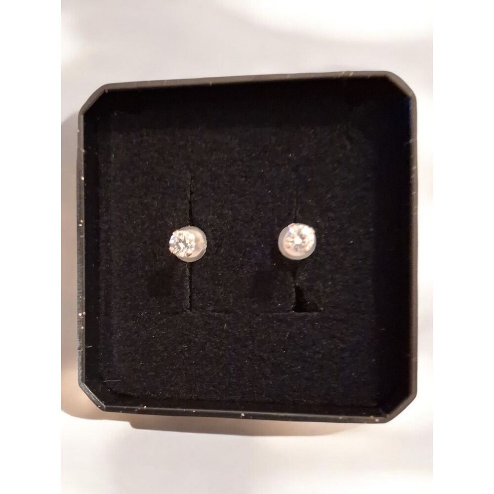 10k Real Gold Moissanite Earrings New With Box